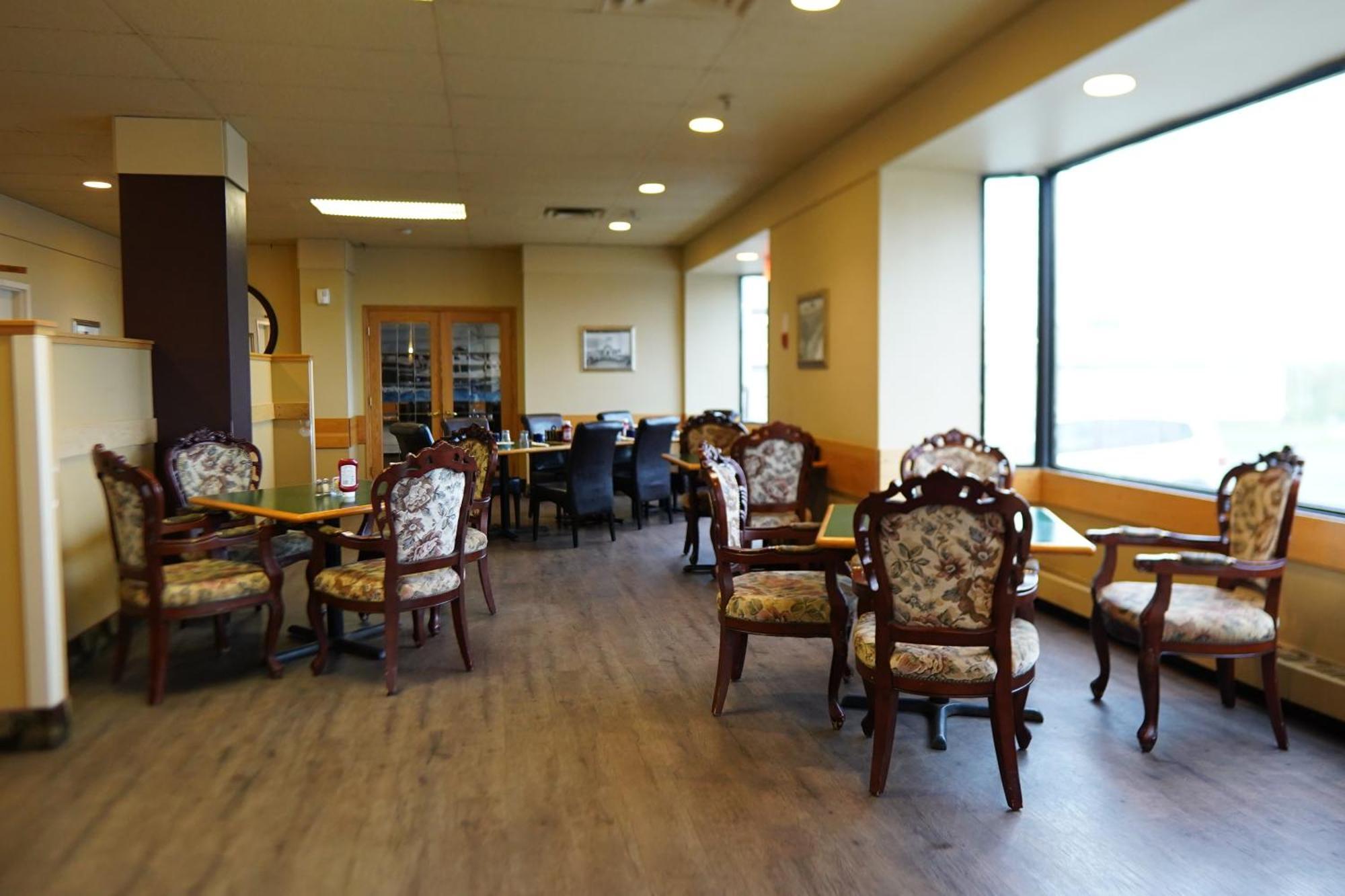 ת'אנדר ביי Prince Arthur Waterfront Hotel & Suites מראה חיצוני תמונה