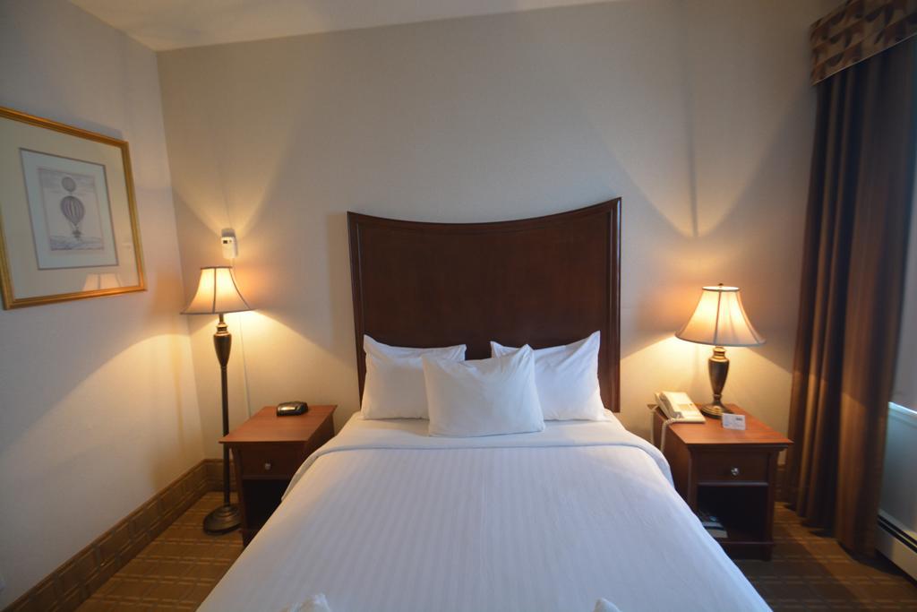 ת'אנדר ביי Prince Arthur Waterfront Hotel & Suites מראה חיצוני תמונה